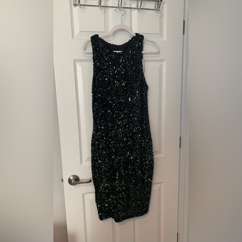Black/Green Sequin Dress - Picture 2 of 6